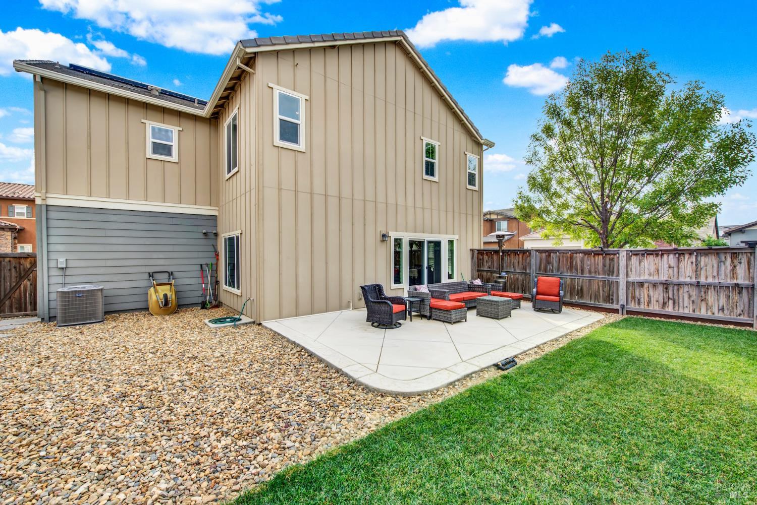 Detail Gallery Image 35 of 46 For 1100 Davidson Ct, Dixon,  CA 95620 - 4 Beds | 3 Baths