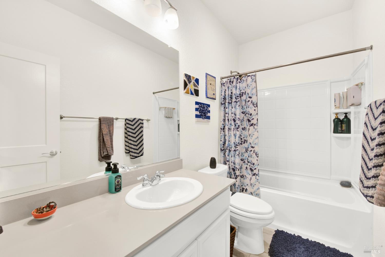 Detail Gallery Image 31 of 46 For 1100 Davidson Ct, Dixon,  CA 95620 - 4 Beds | 3 Baths