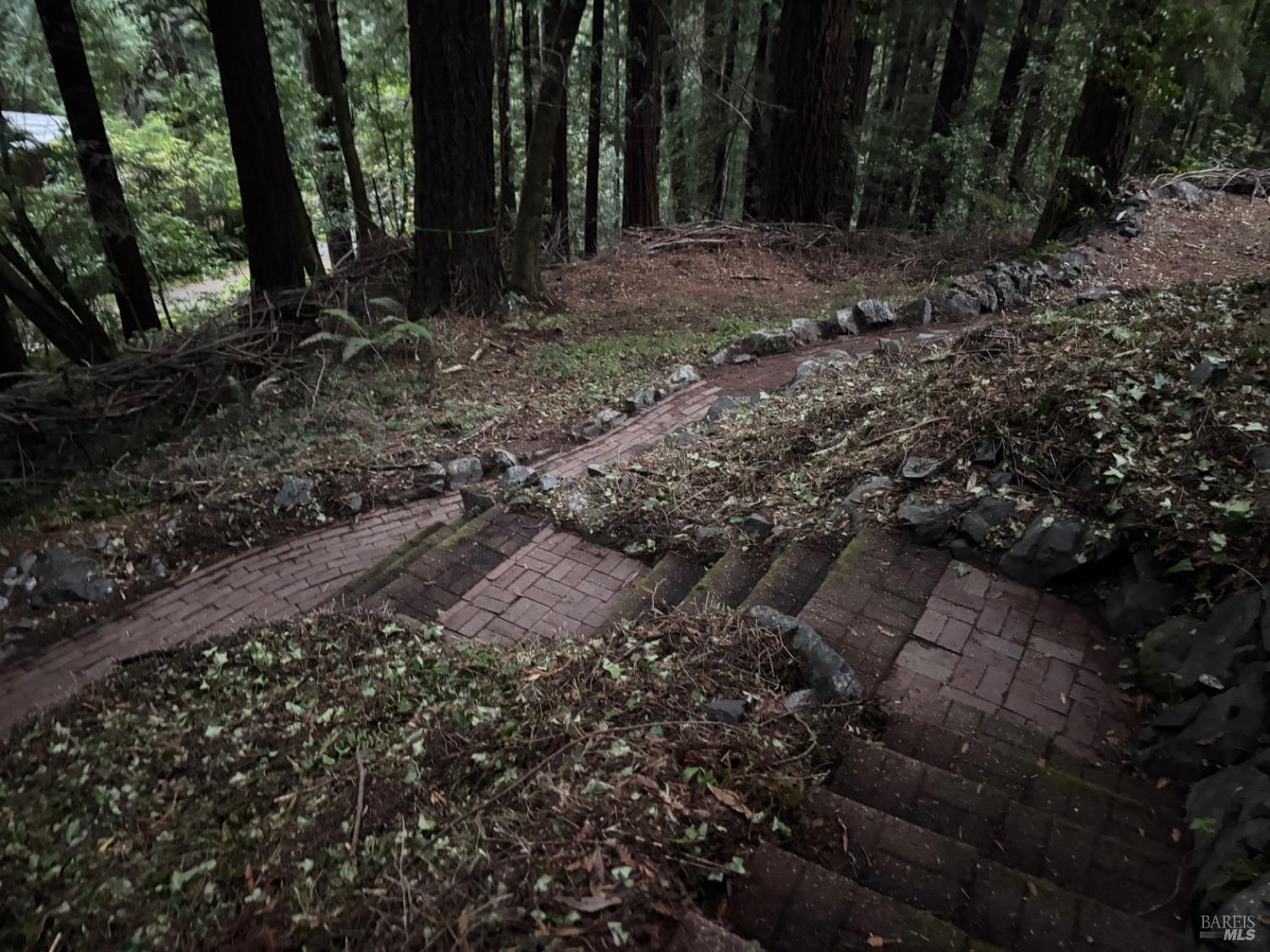 Detail Gallery Image 23 of 77 For 11 Huckleberry Hts, Cazadero,  CA 95421 - 2 Beds | 3 Baths