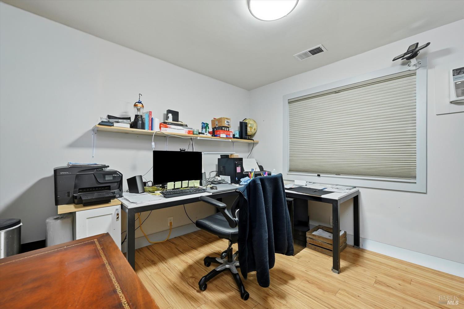 Detail Gallery Image 21 of 44 For 19453 Mountain Mdws, Hidden Valley Lake,  CA 95467 - 3 Beds | 2 Baths