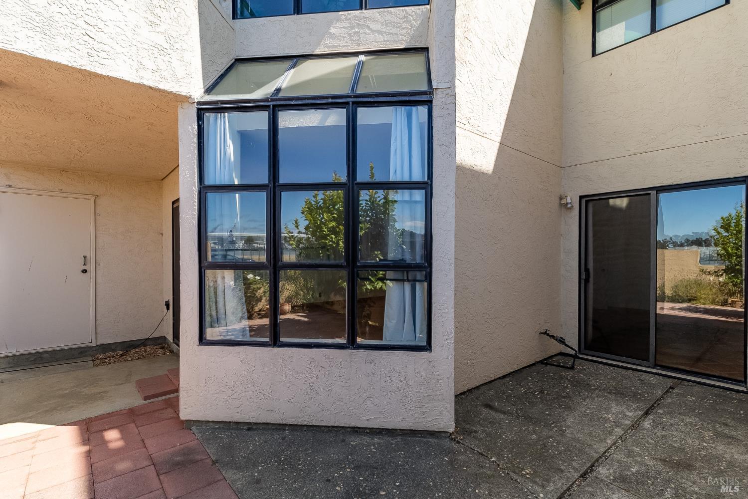 Detail Gallery Image 26 of 56 For 171 Nantucket Ln, Vallejo,  CA 94590 - 1 Beds | 1 Baths