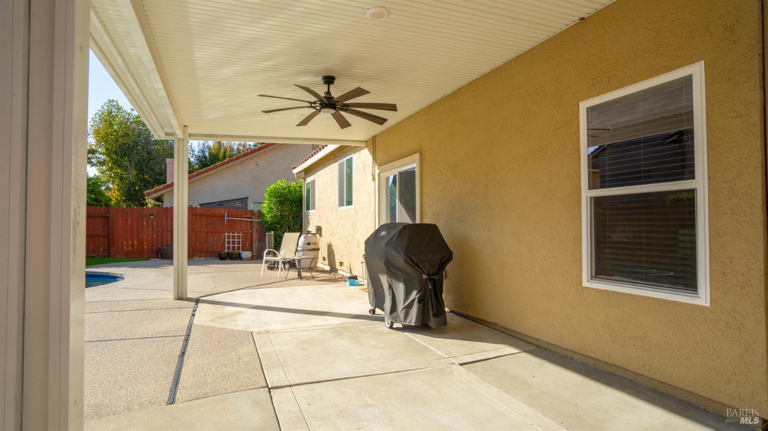 Detail Gallery Image 29 of 34 For 854 Owl Cir, Vacaville,  CA 95687 - 4 Beds | 3 Baths