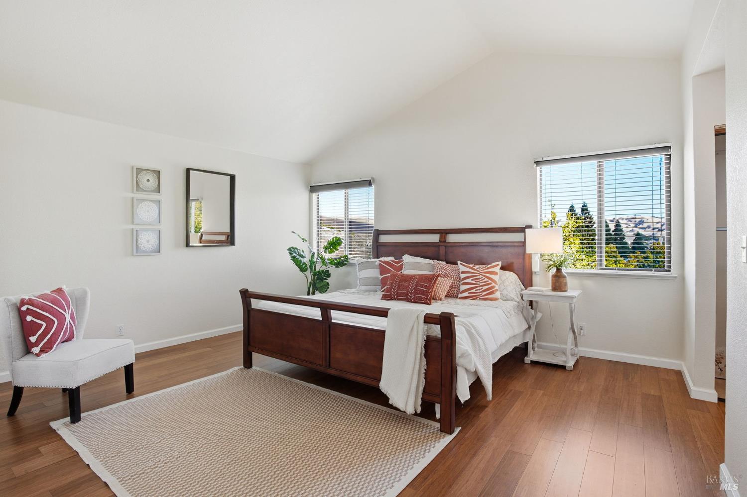 Detail Gallery Image 25 of 43 For 2420 Top Gallant Ct, Fairfield,  CA 94534 - 4 Beds | 2/1 Baths