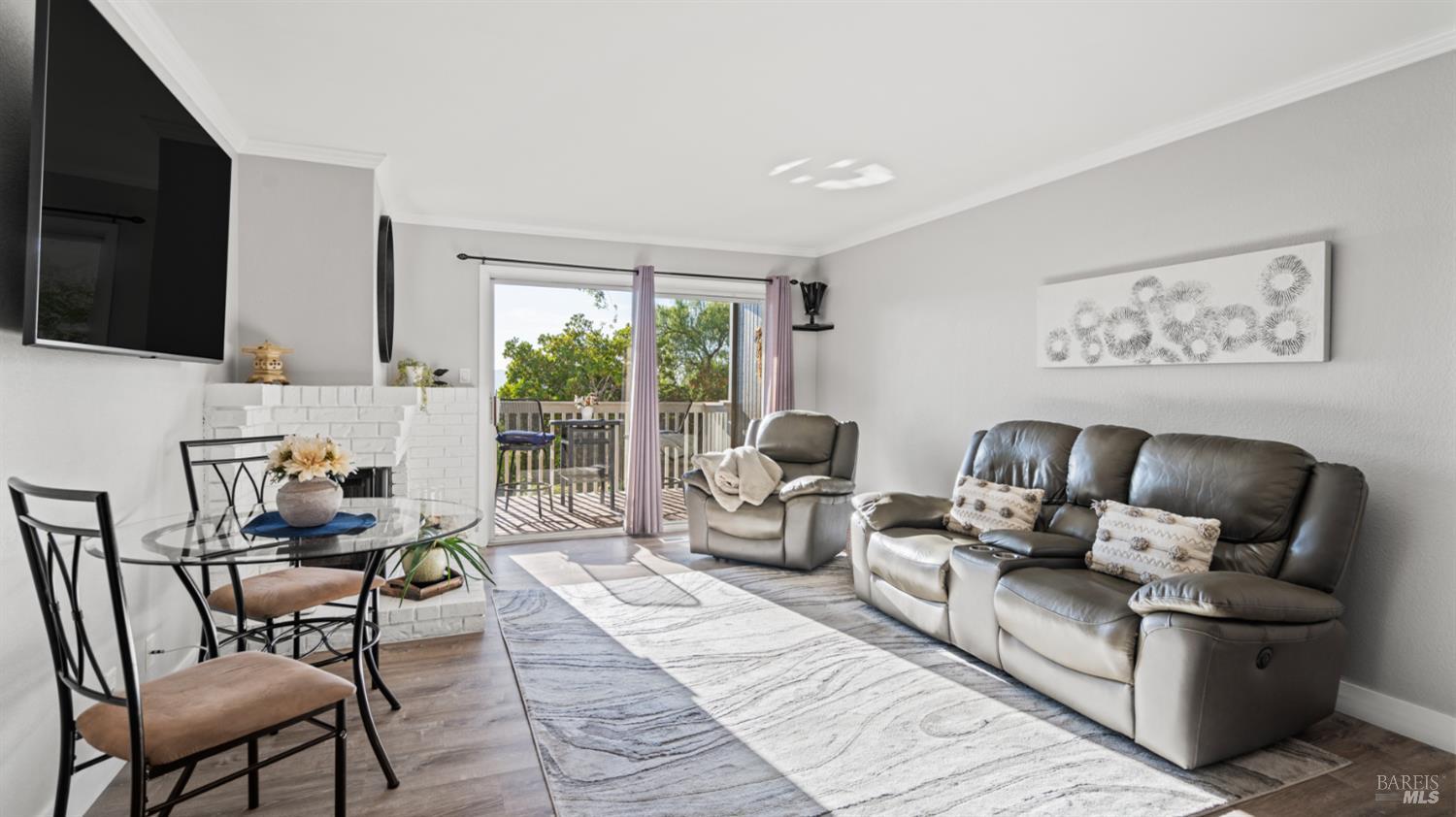 Detail Gallery Image 5 of 20 For 565 Lori Dr #19,  Benicia,  CA 94510 - 2 Beds | 2 Baths