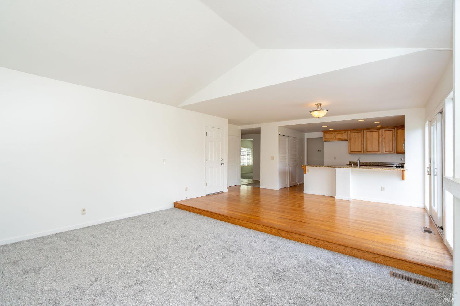 Detail Gallery Image 36 of 64 For 4248 Leafwood Cir, Santa Rosa,  CA 95405 - 3 Beds | 2 Baths