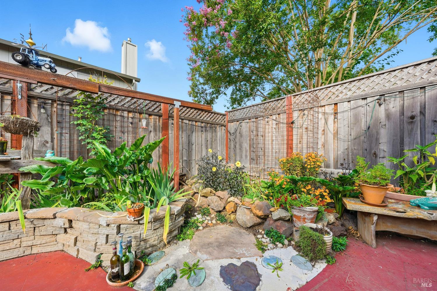 Detail Gallery Image 48 of 59 For 2545 Thistle Creek St, Santa Rosa,  CA 95404 - 3 Beds | 2 Baths