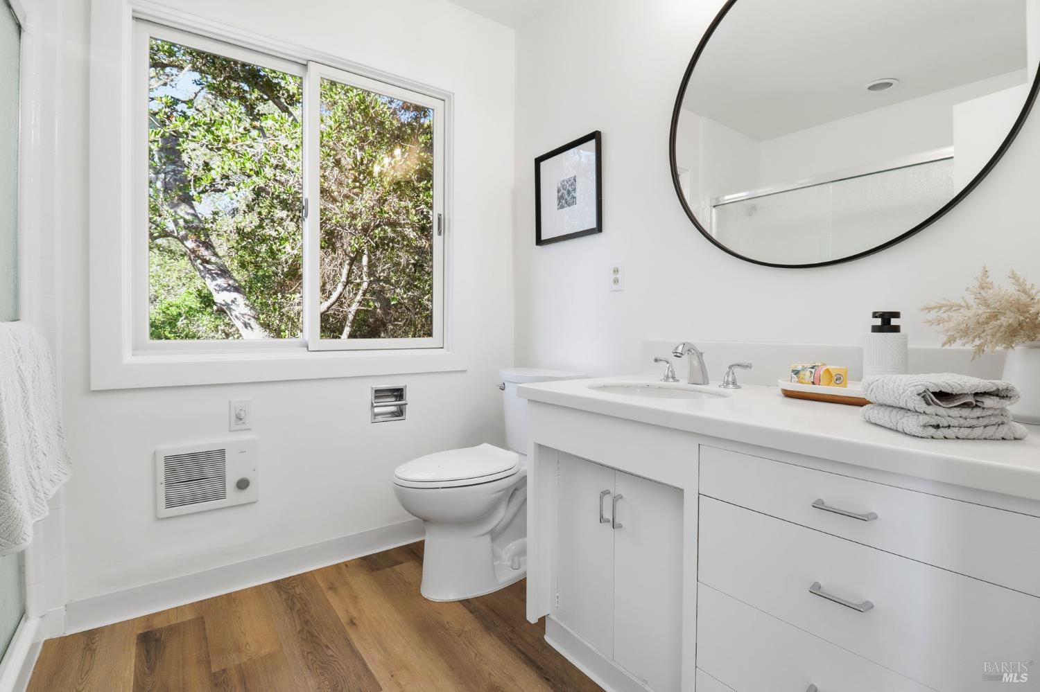 Detail Gallery Image 43 of 54 For 19 Cushing Dr, Mill Valley,  CA 94941 - 4 Beds | 3 Baths