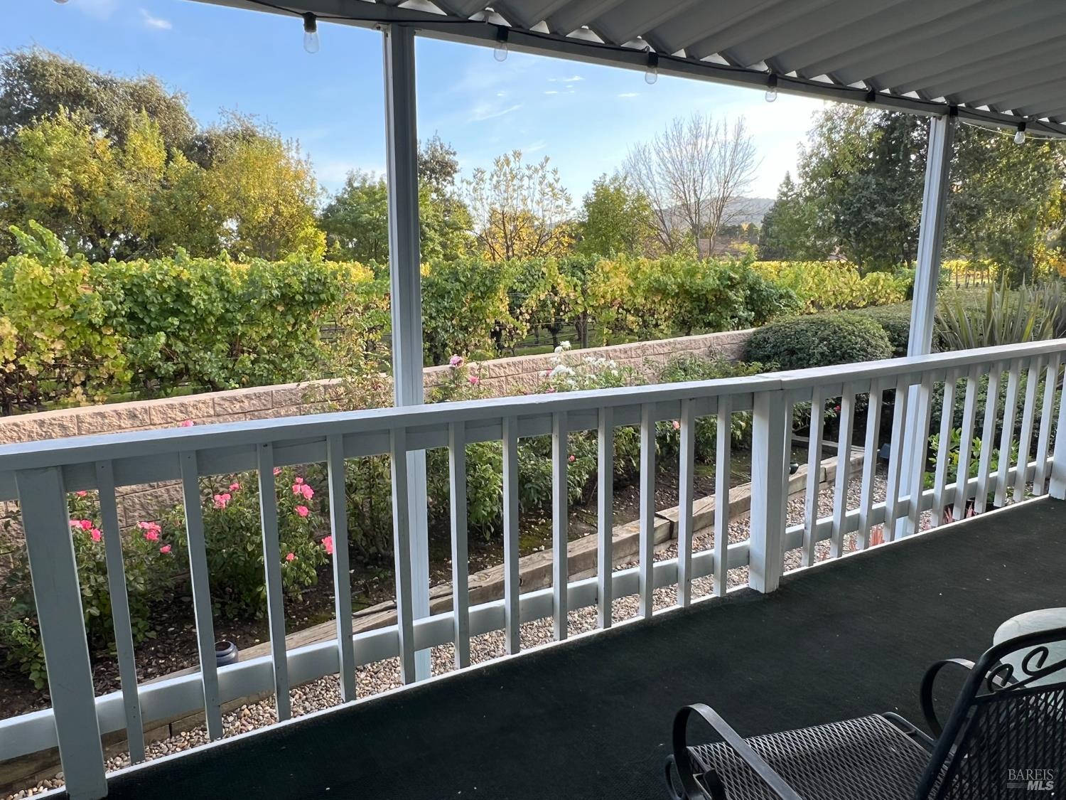 Detail Gallery Image 8 of 28 For 105 Claret Cir, Yountville,  CA 94559 - 2 Beds | 2 Baths