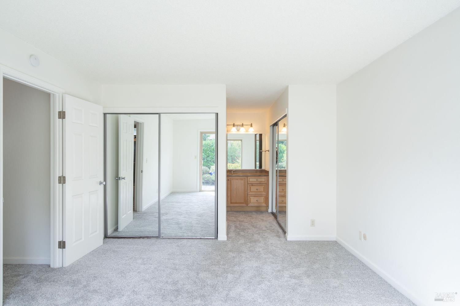 Detail Gallery Image 5 of 64 For 4248 Leafwood Cir, Santa Rosa,  CA 95405 - 3 Beds | 2 Baths