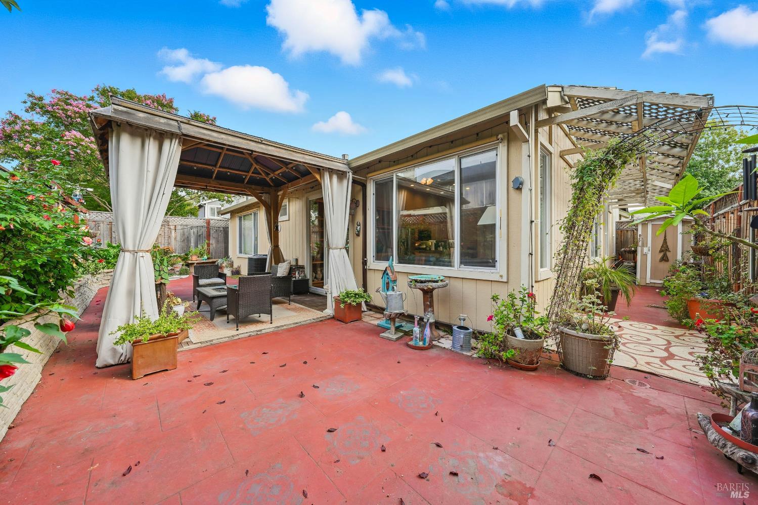 Detail Gallery Image 43 of 59 For 2545 Thistle Creek St, Santa Rosa,  CA 95404 - 3 Beds | 2 Baths