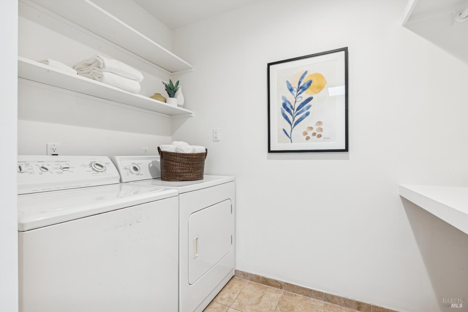 Detail Gallery Image 35 of 57 For 24 Bonnie Banks Way, San Rafael,  CA 94901 - 4 Beds | 3/1 Baths