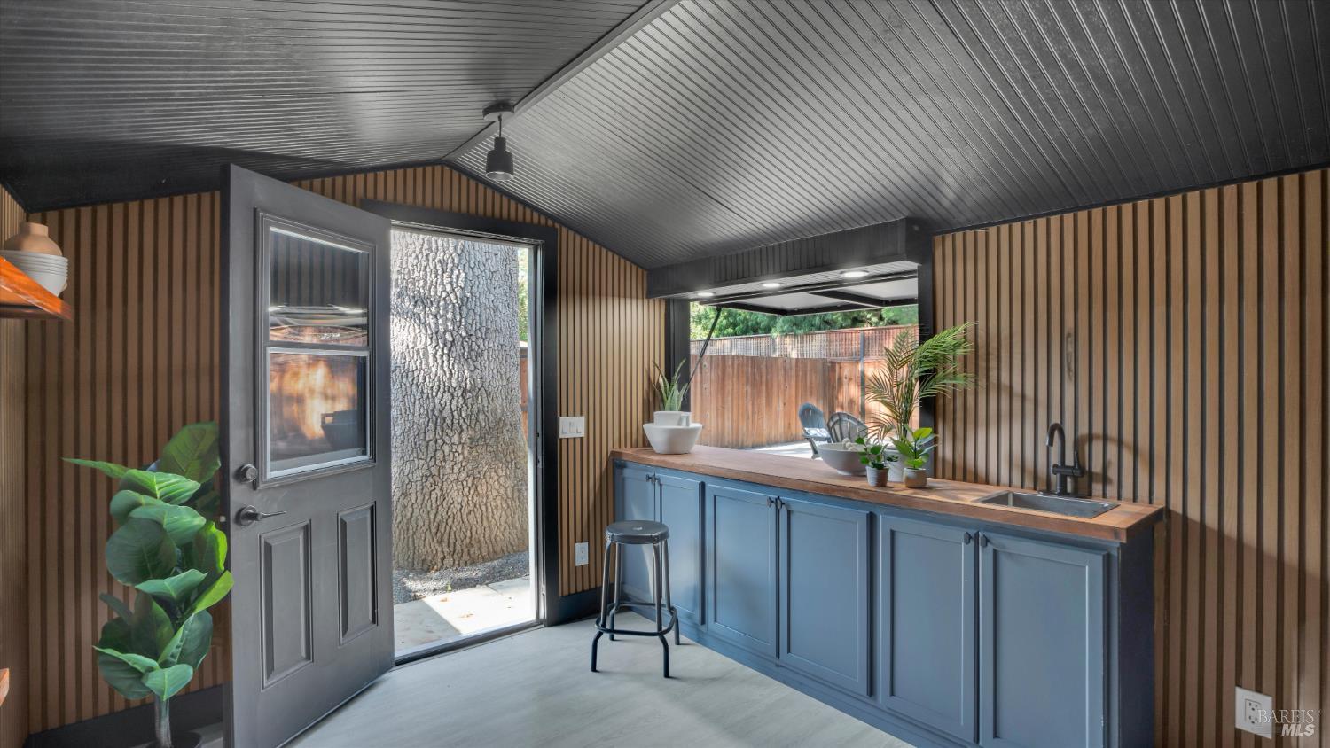 Detail Gallery Image 52 of 57 For 431 Brown St, Napa,  CA 94559 - 5 Beds | 2 Baths