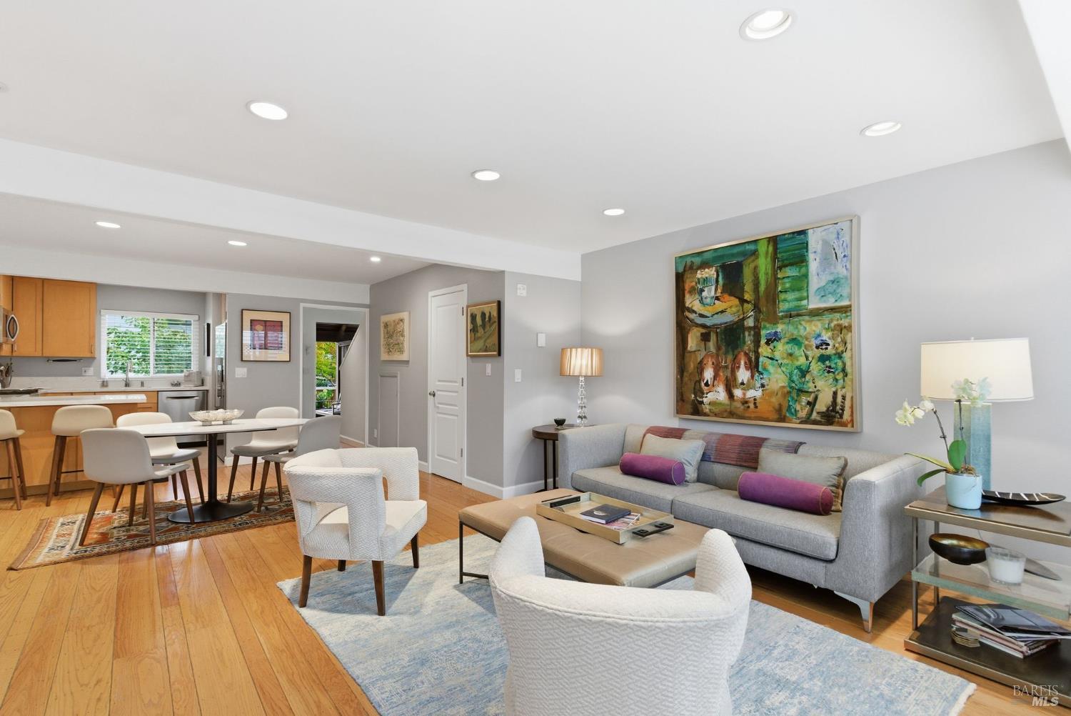 Detail Gallery Image 6 of 47 For 52 Park Ter, Mill Valley,  CA 94941 - 2 Beds | 1/1 Baths