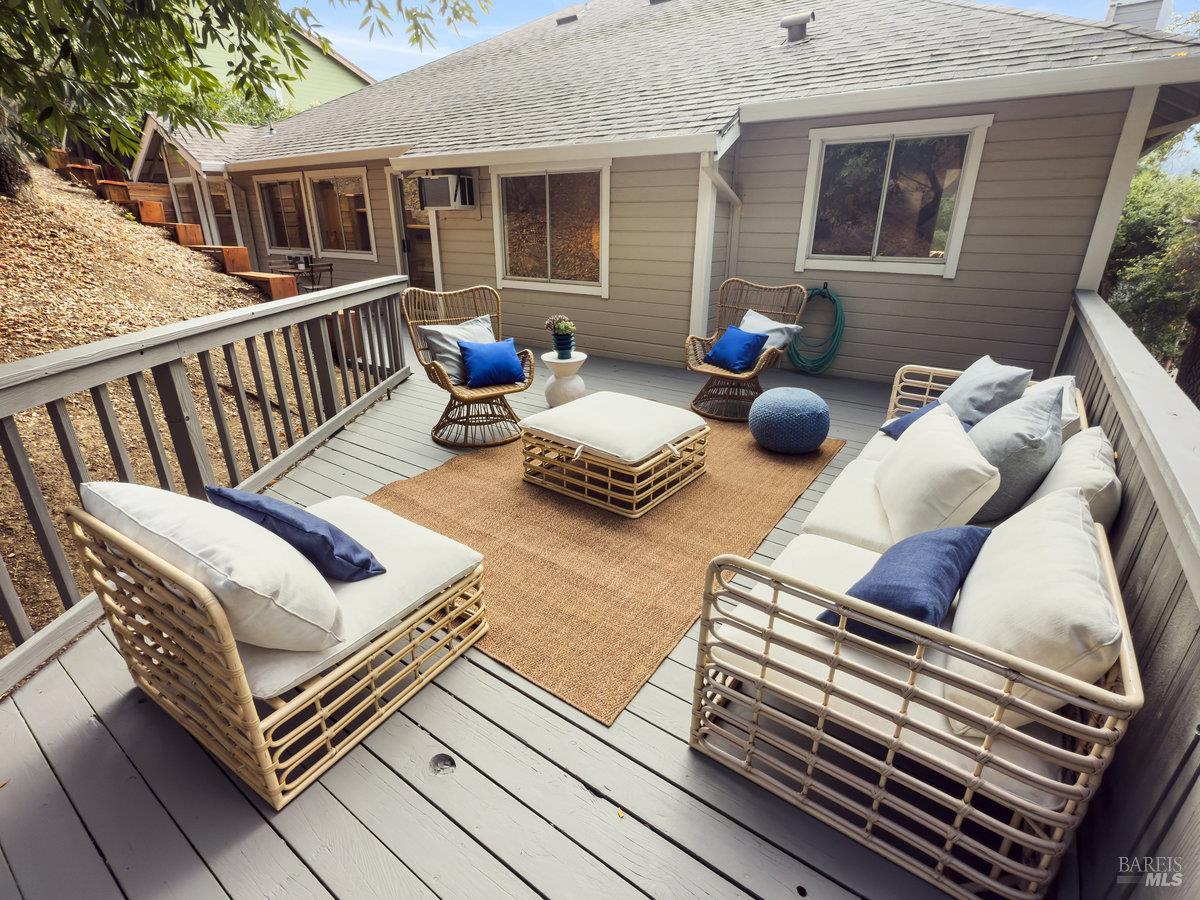 Detail Gallery Image 36 of 47 For 213 Deborah Ct, Novato,  CA 94949 - 4 Beds | 3 Baths