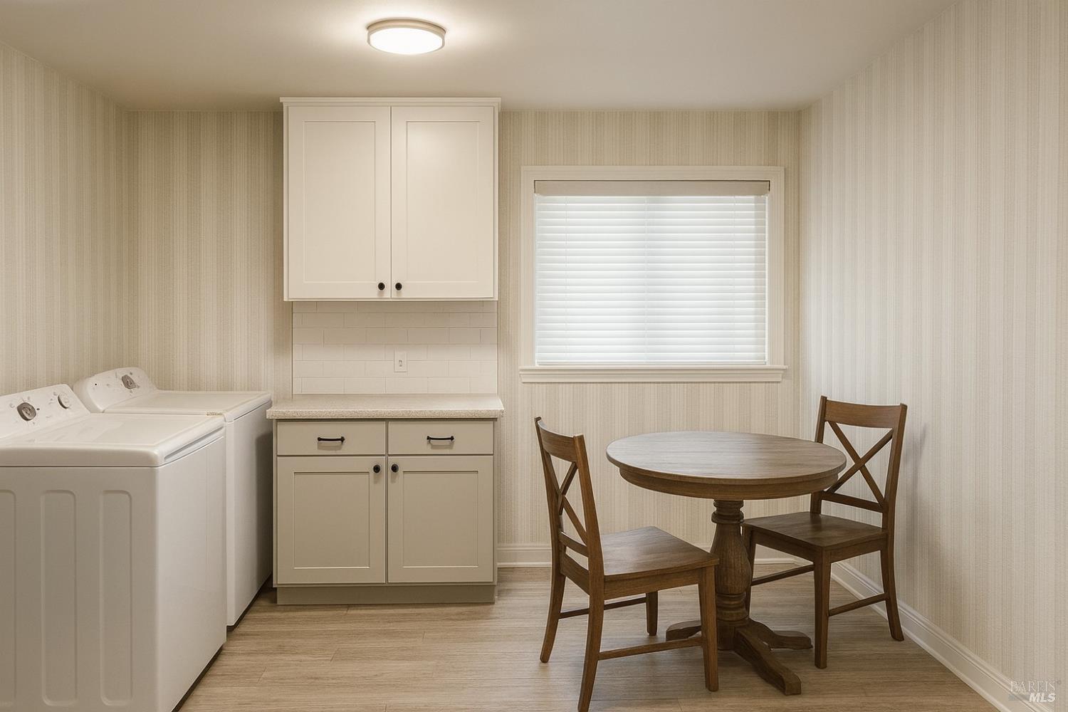 Detail Gallery Image 11 of 20 For 1005 Temple Ave, Santa Rosa,  CA 95404 - 2 Beds | 1 Baths