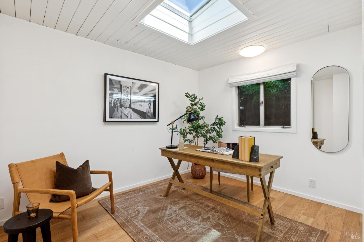 Detail Gallery Image 45 of 68 For 20 Crecienta Dr, Sausalito,  CA 94965 - 3 Beds | 2 Baths