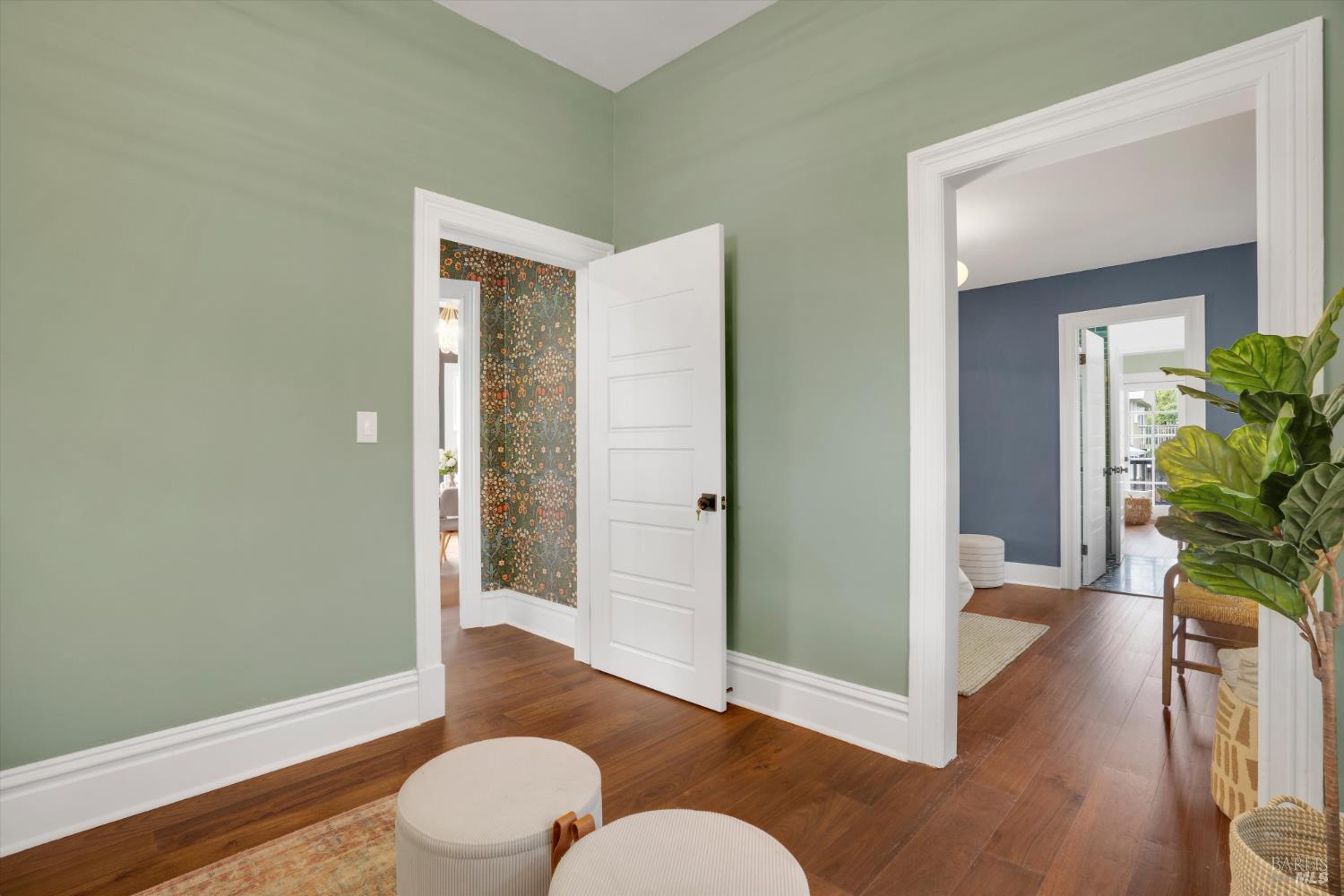 Detail Gallery Image 18 of 57 For 431 Brown St, Napa,  CA 94559 - 5 Beds | 2 Baths