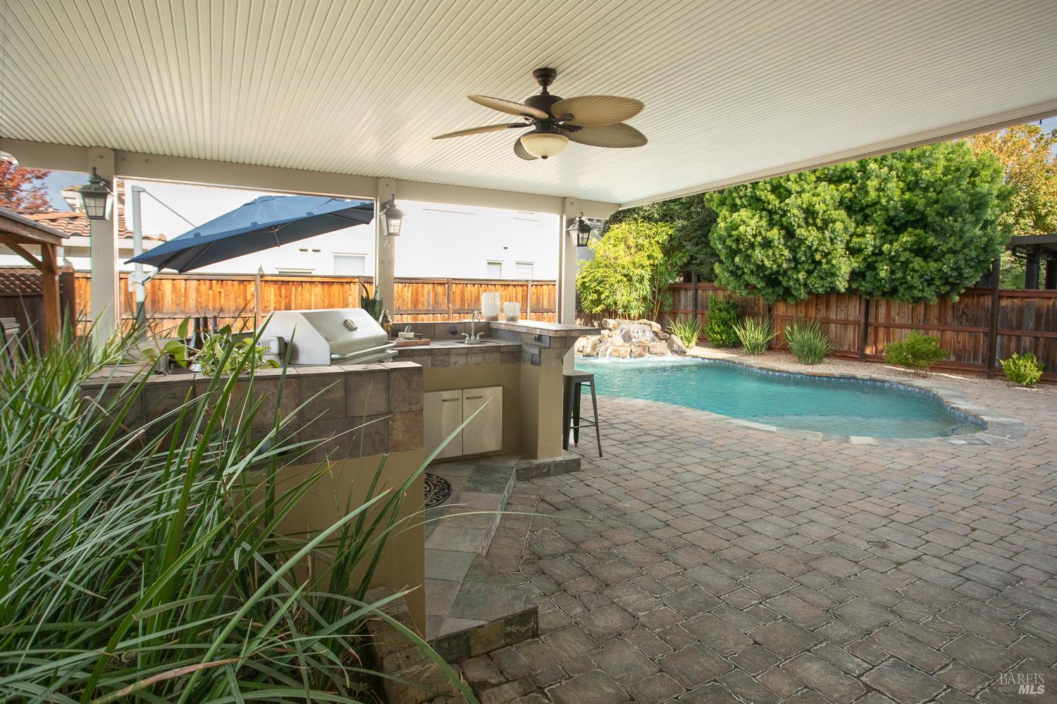 Detail Gallery Image 55 of 68 For 1440 Folsom Downs Cir, Dixon,  CA 95620 - 5 Beds | 3/1 Baths