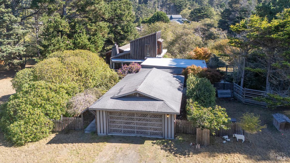 Detail Gallery Image 32 of 34 For 9001 N Highway 1 Unkn, Mendocino,  CA 95460 - 2 Beds | 0 Baths