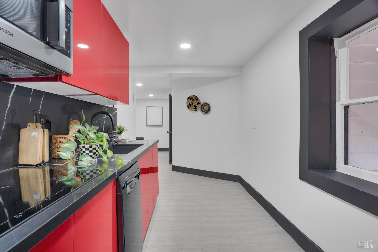 Detail Gallery Image 38 of 57 For 431 Brown St, Napa,  CA 94559 - 5 Beds | 2 Baths