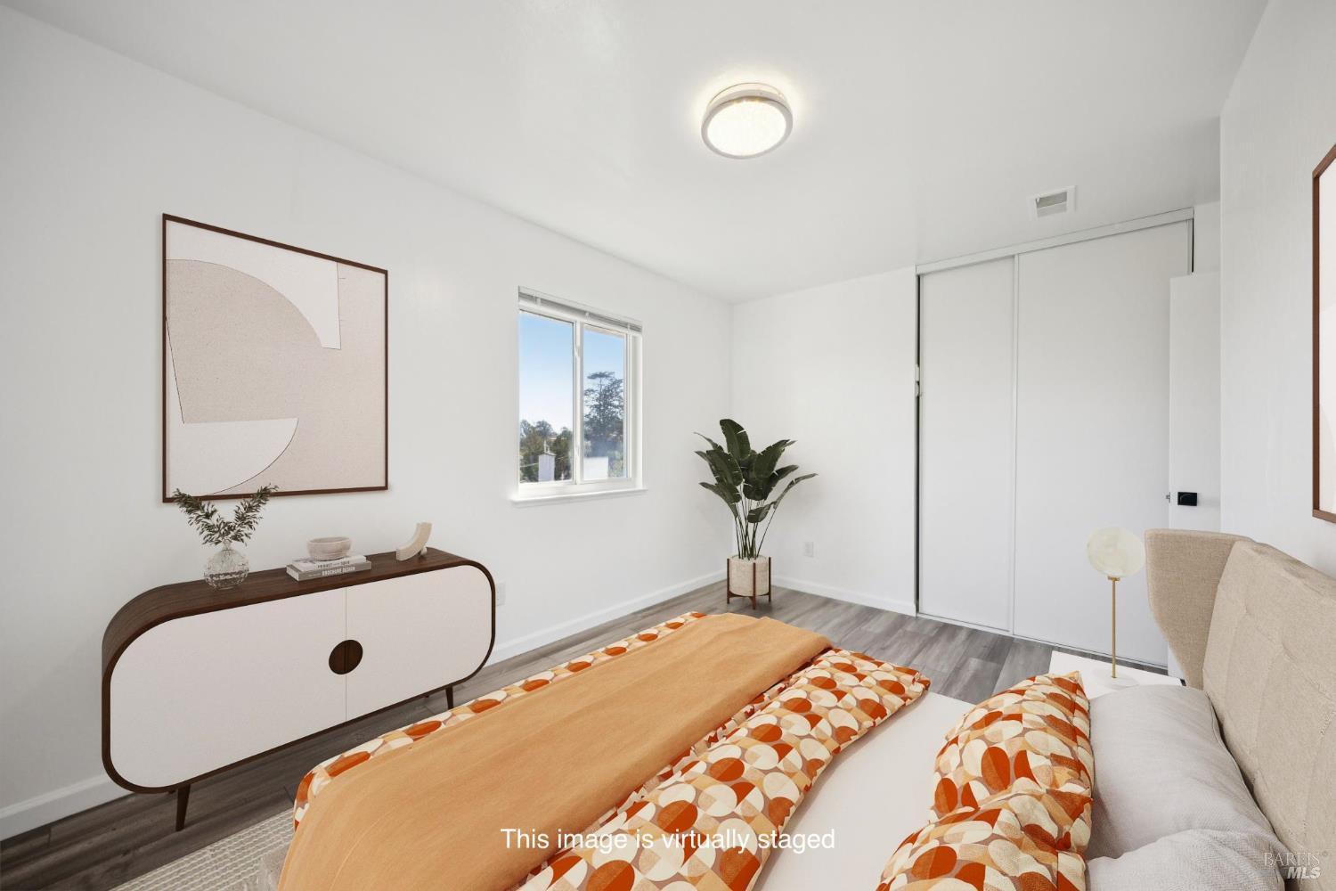 Detail Gallery Image 21 of 42 For 16 Dutton Ct, Sausalito,  CA 94965 - 4 Beds | 2 Baths