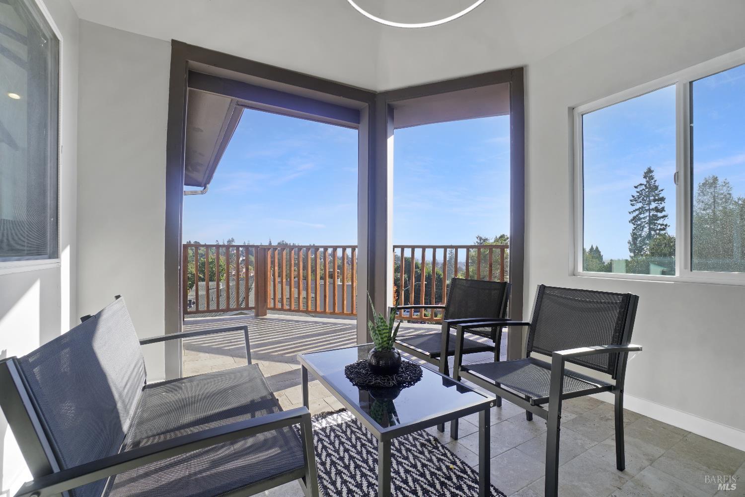 Detail Gallery Image 30 of 34 For 3330 Monterey Blvd, Oakland,  CA 94602 - 5 Beds | 3/1 Baths