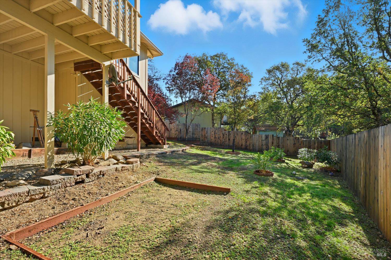 Detail Gallery Image 26 of 34 For 17937 Moon Hill Ct, Hidden Valley Lake,  CA 95467 - 3 Beds | 2 Baths