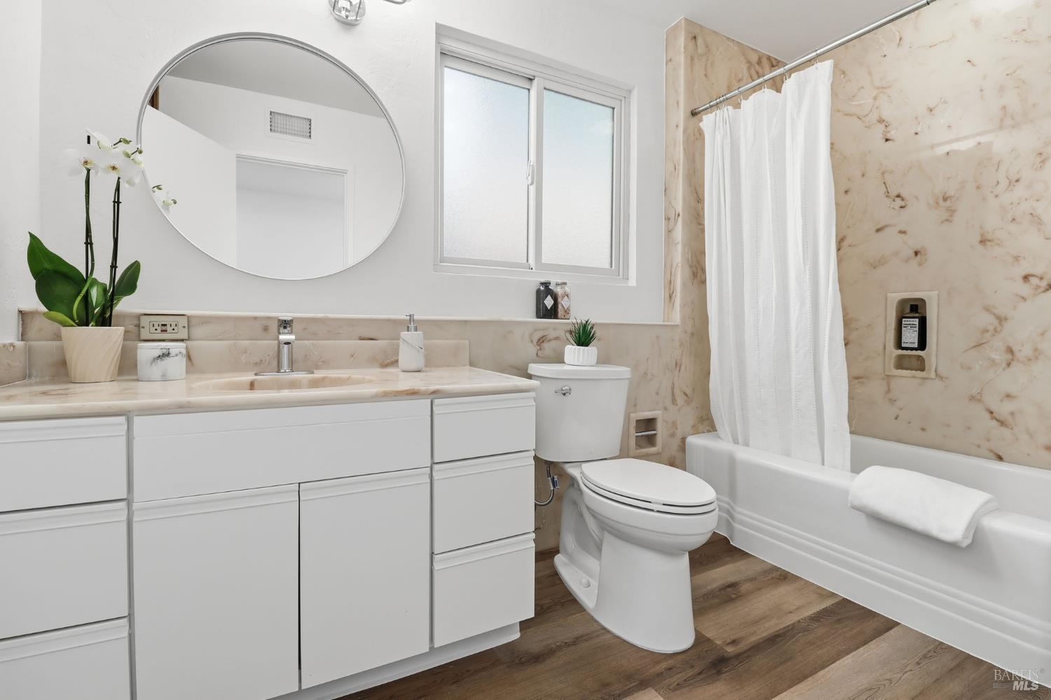 Detail Gallery Image 24 of 54 For 19 Cushing Dr, Mill Valley,  CA 94941 - 4 Beds | 3 Baths