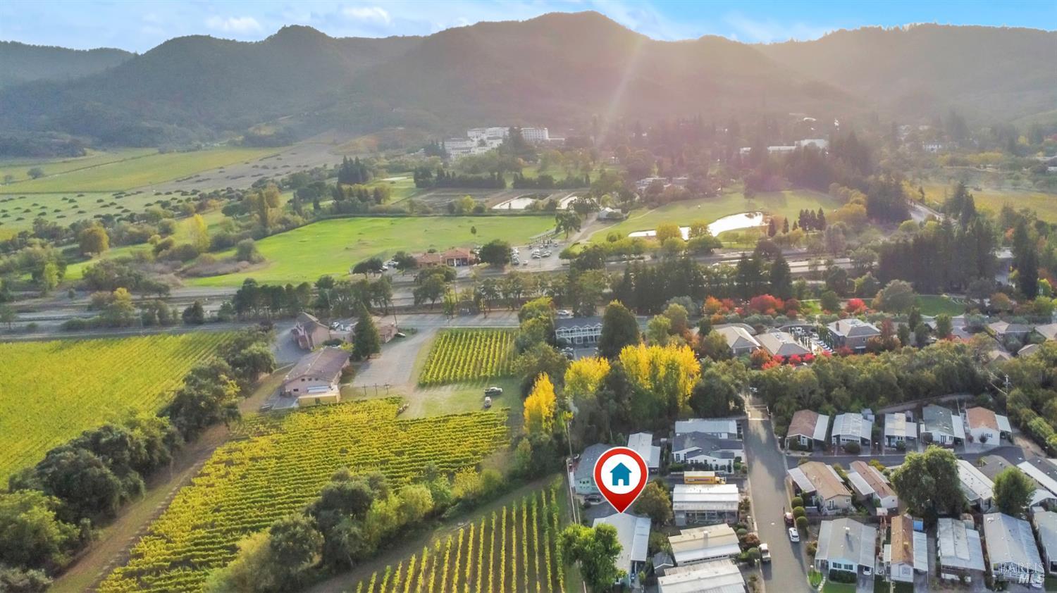 Detail Gallery Image 3 of 28 For 105 Claret Cir, Yountville,  CA 94559 - 2 Beds | 2 Baths