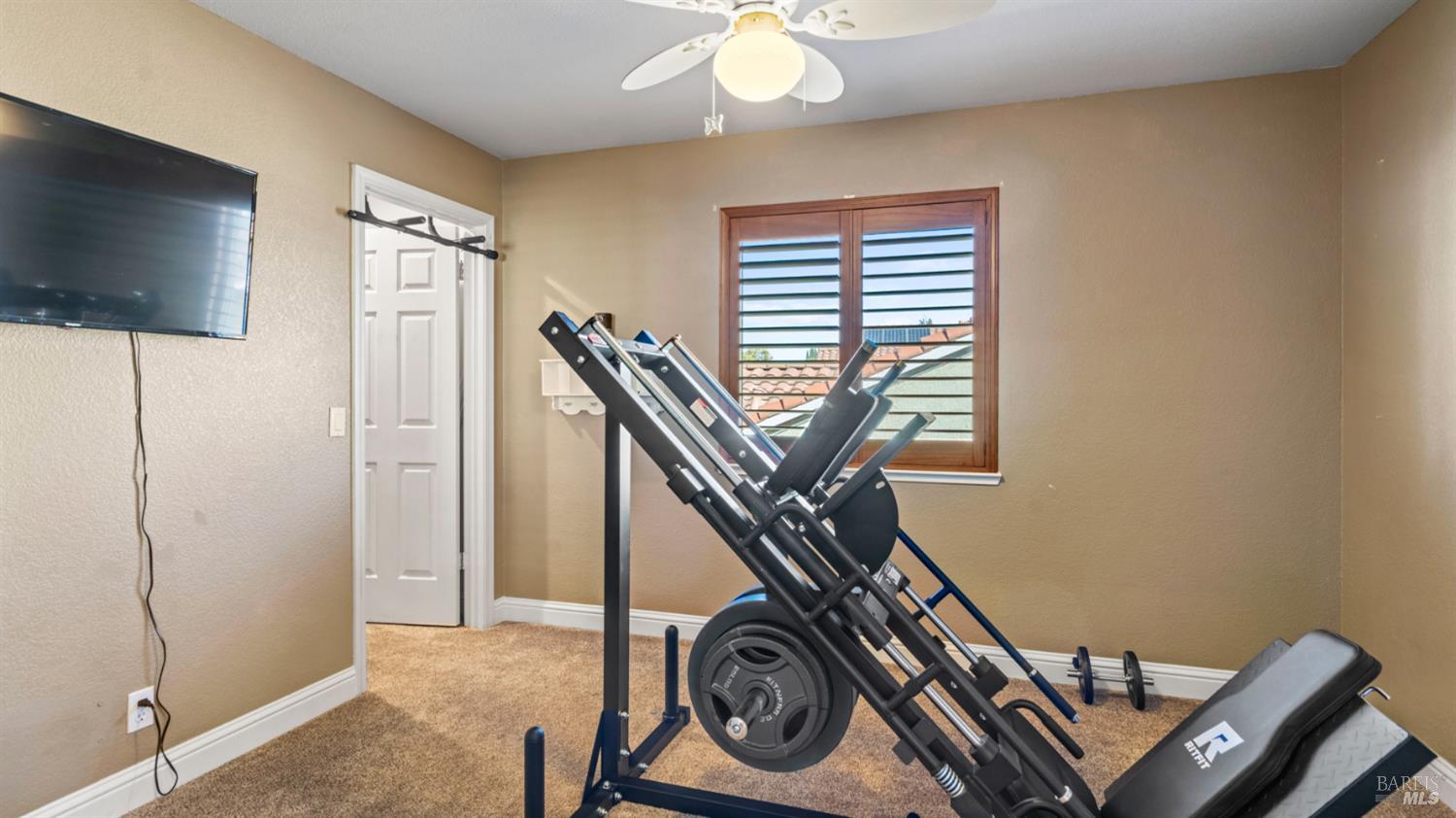 Detail Gallery Image 19 of 34 For 854 Owl Cir, Vacaville,  CA 95687 - 4 Beds | 3 Baths