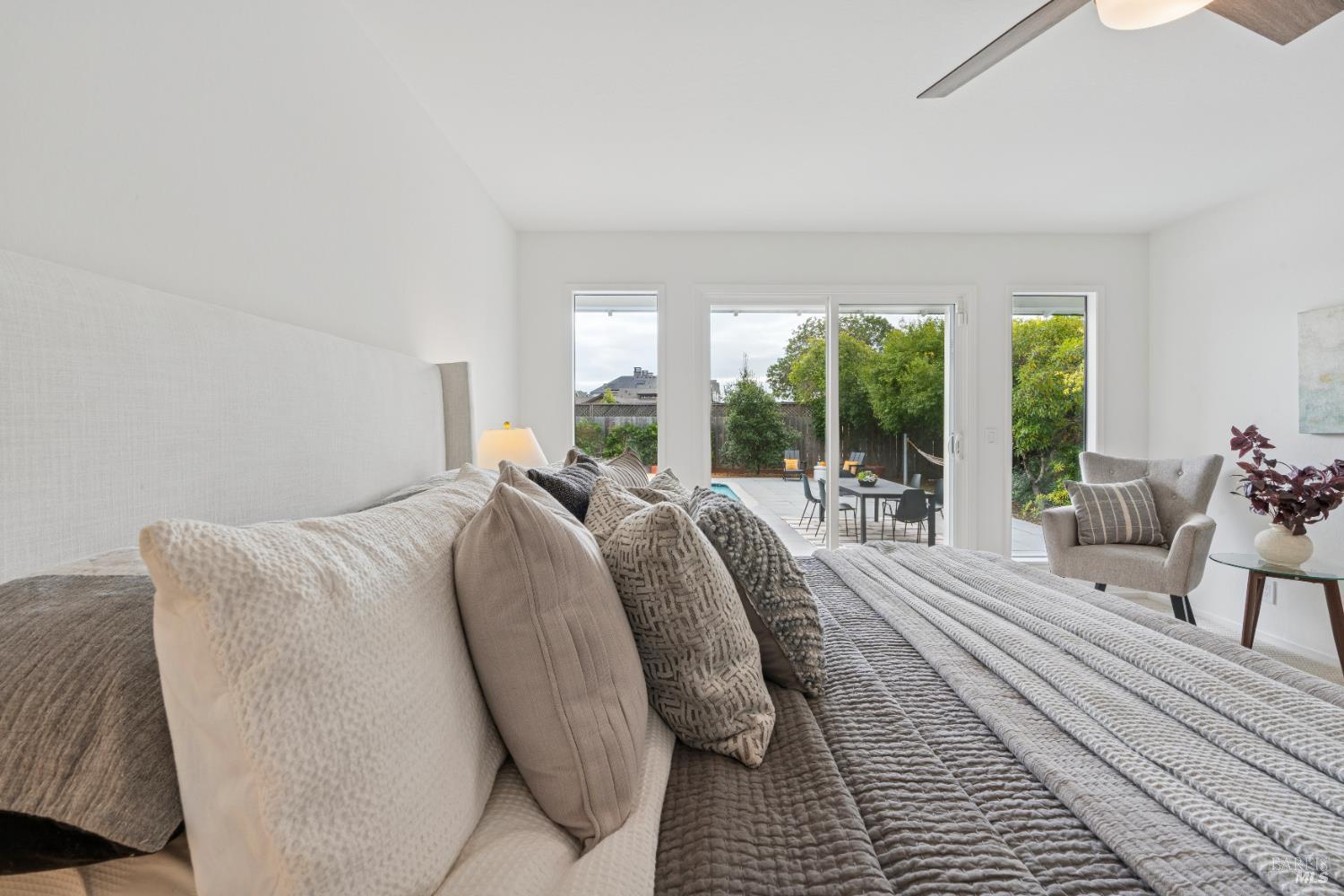 Detail Gallery Image 23 of 57 For 24 Bonnie Banks Way, San Rafael,  CA 94901 - 4 Beds | 3/1 Baths