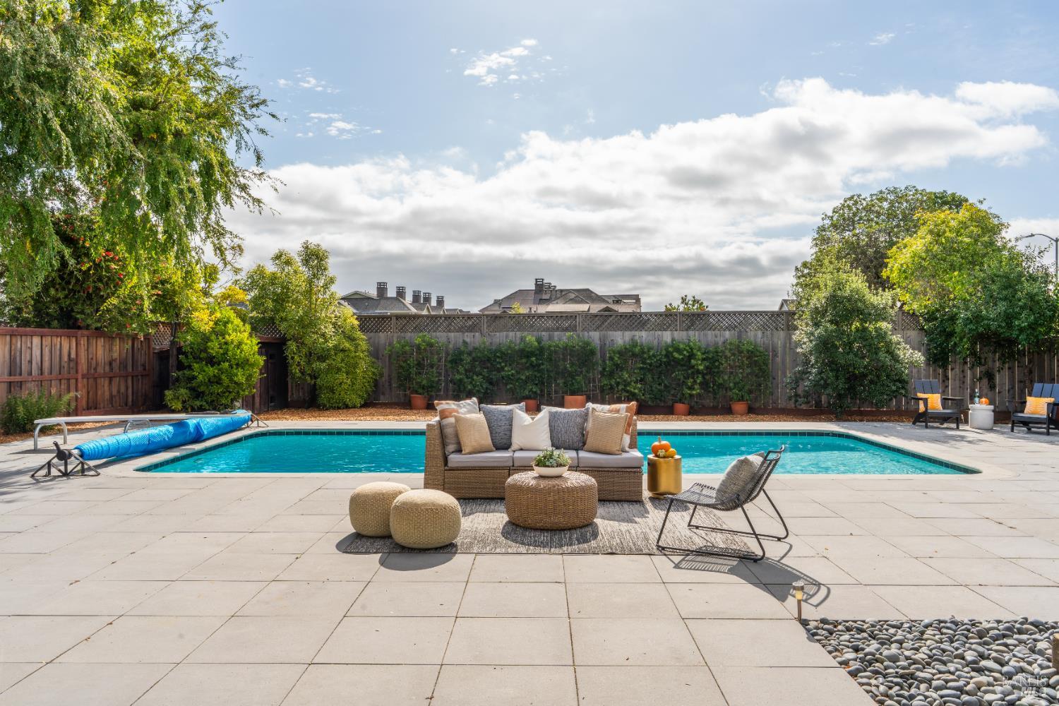 Detail Gallery Image 47 of 57 For 24 Bonnie Banks Way, San Rafael,  CA 94901 - 4 Beds | 3/1 Baths