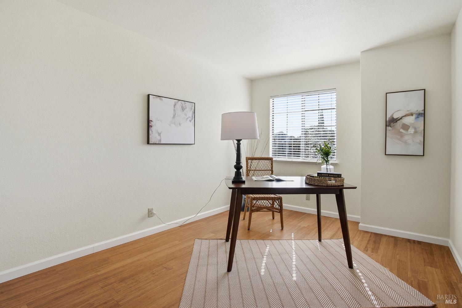 Detail Gallery Image 35 of 43 For 2420 Top Gallant Ct, Fairfield,  CA 94534 - 4 Beds | 2/1 Baths