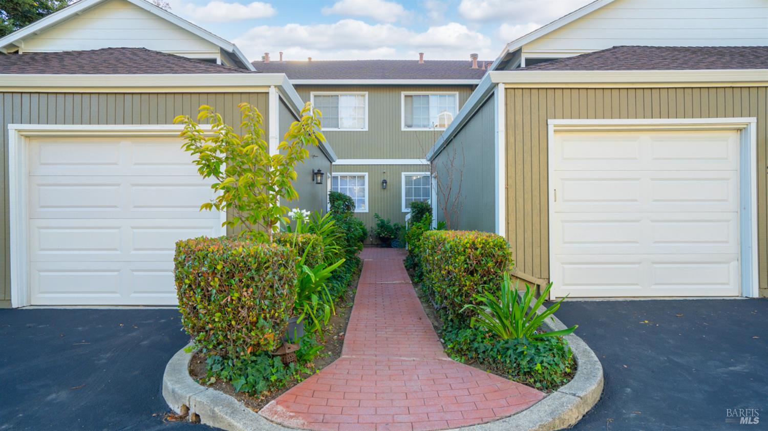 Detail Gallery Image 17 of 20 For 565 Lori Dr #19,  Benicia,  CA 94510 - 2 Beds | 2 Baths