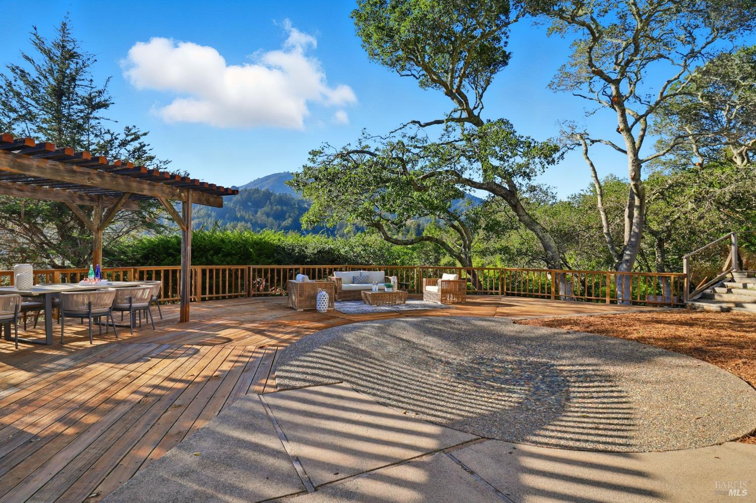 Detail Gallery Image 49 of 54 For 19 Cushing Dr, Mill Valley,  CA 94941 - 4 Beds | 3 Baths