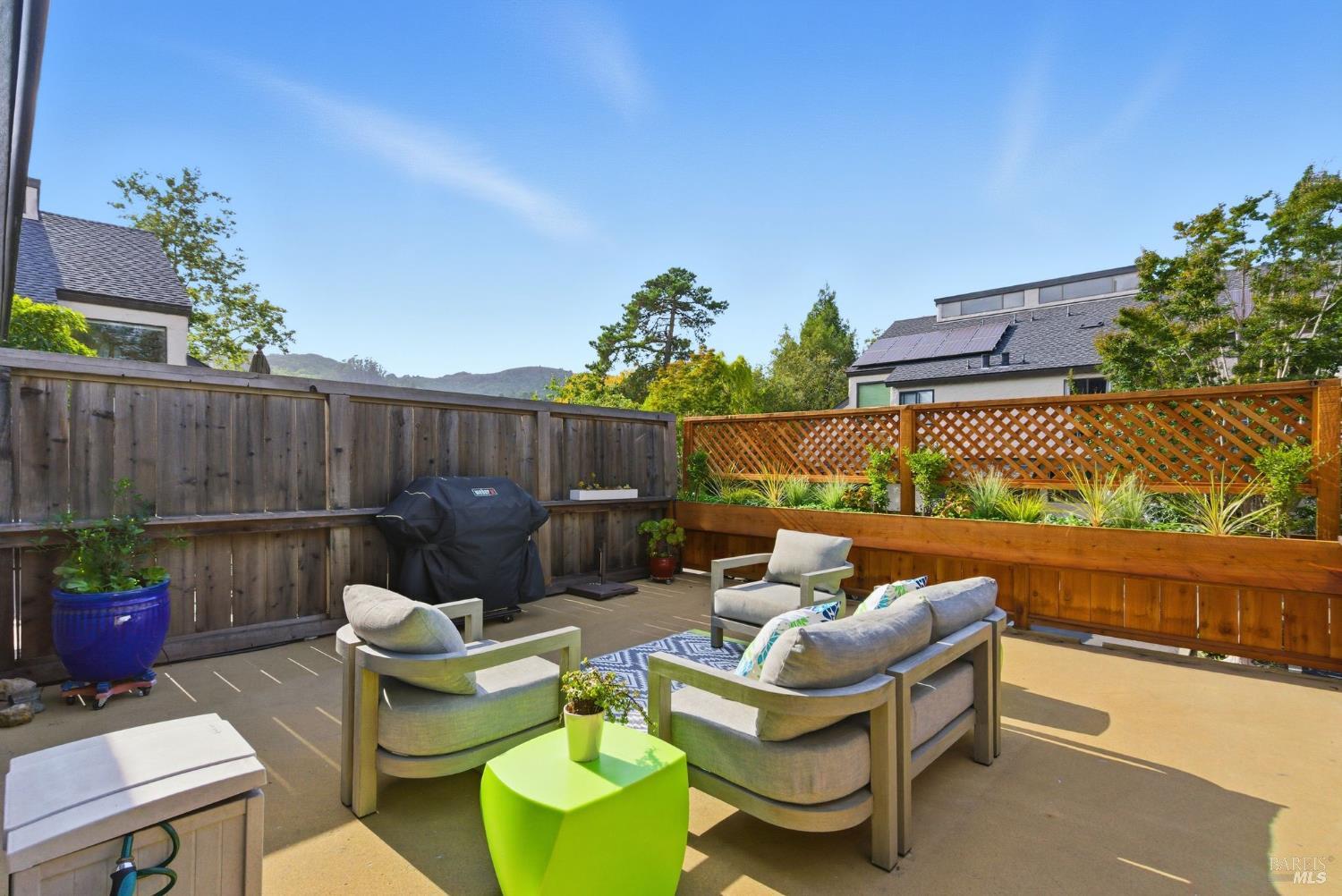 Detail Gallery Image 21 of 47 For 52 Park Ter, Mill Valley,  CA 94941 - 2 Beds | 1/1 Baths