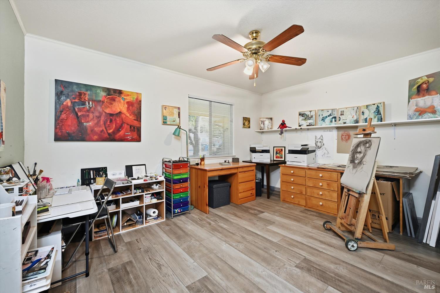 Detail Gallery Image 19 of 34 For 17937 Moon Hill Ct, Hidden Valley Lake,  CA 95467 - 3 Beds | 2 Baths