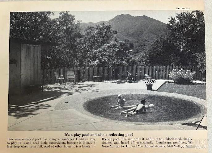 Detail Gallery Image 4 of 54 For 19 Cushing Dr, Mill Valley,  CA 94941 - 4 Beds | 3 Baths