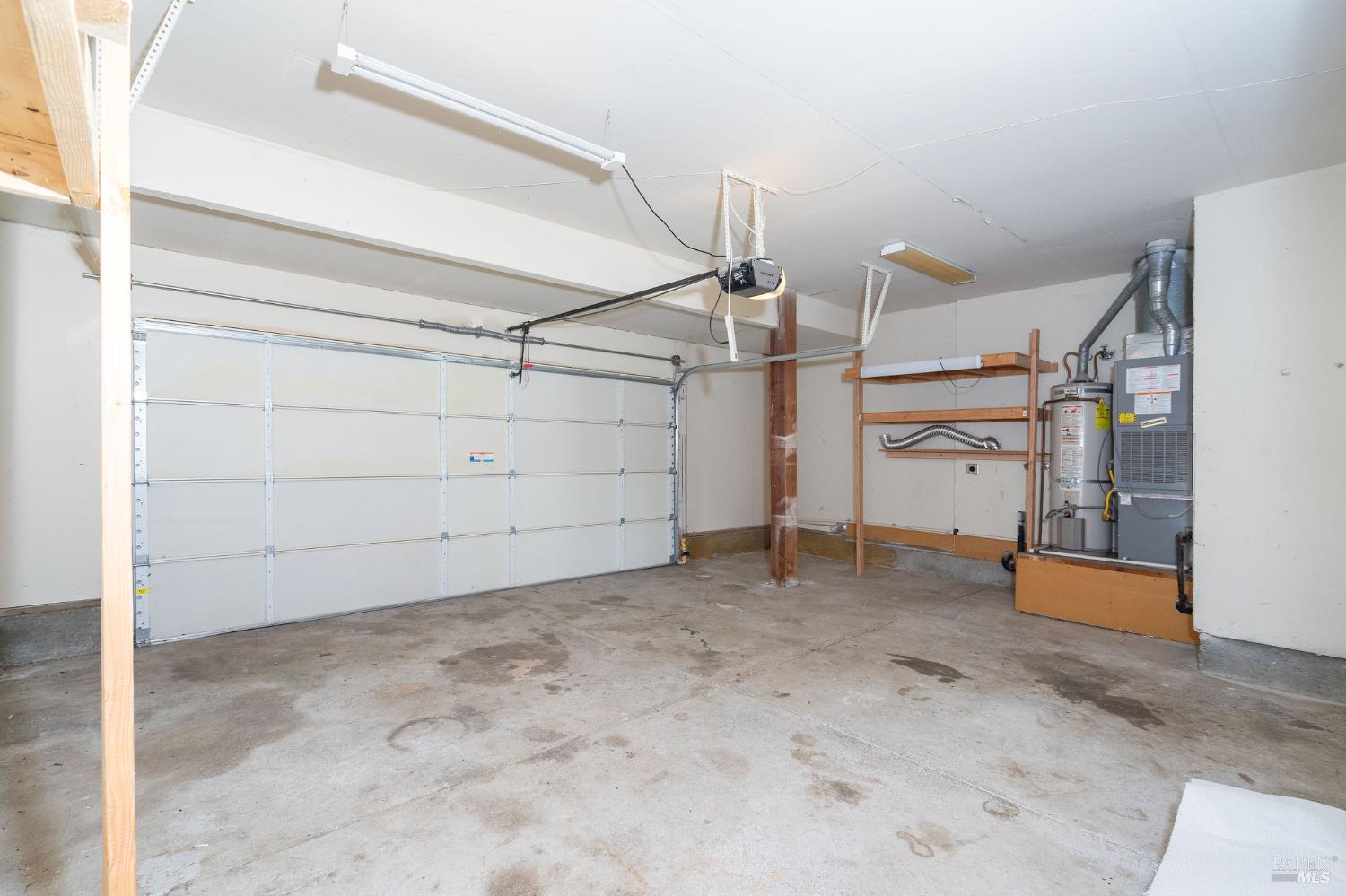 Detail Gallery Image 6 of 64 For 4248 Leafwood Cir, Santa Rosa,  CA 95405 - 3 Beds | 2 Baths