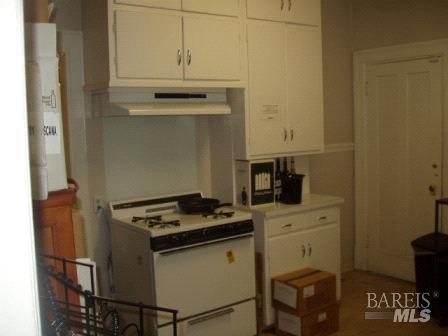 Detail Gallery Image 14 of 24 For 703 Jefferson St, Napa,  CA 94559 - – Beds | – Baths