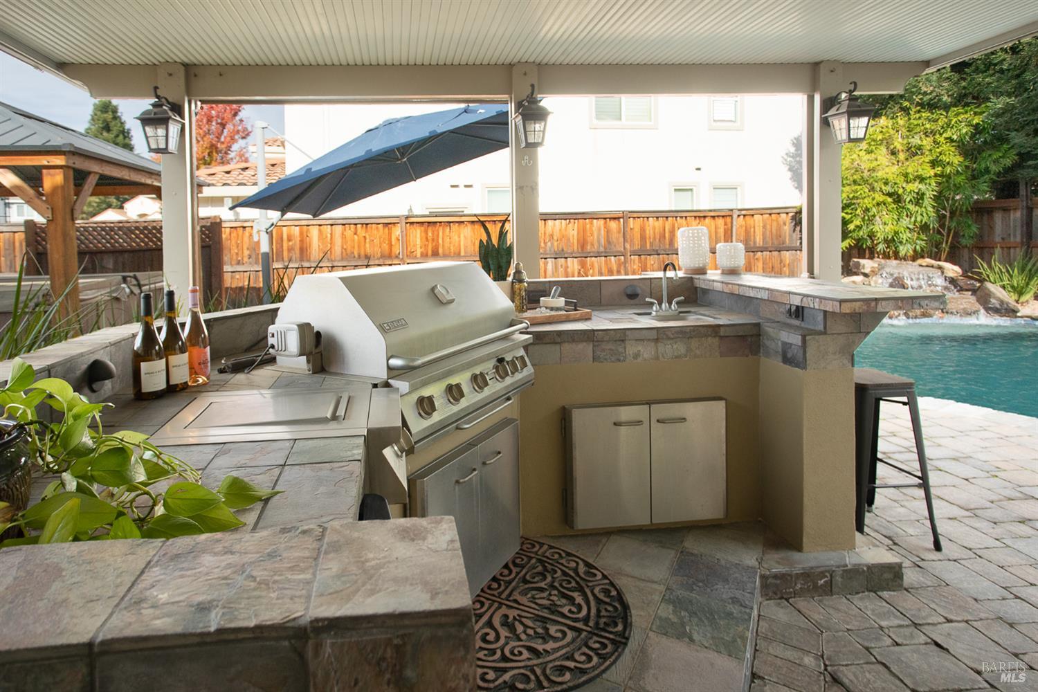 Detail Gallery Image 53 of 68 For 1440 Folsom Downs Cir, Dixon,  CA 95620 - 5 Beds | 3/1 Baths