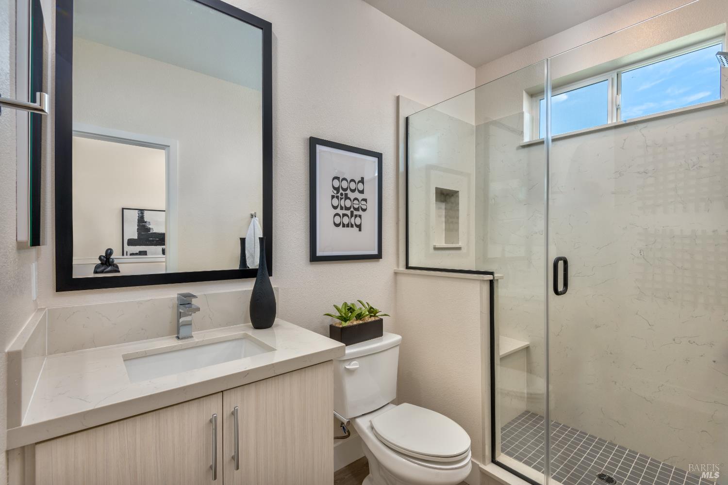 Detail Gallery Image 2 of 5 For 241 Montague Expressway Unkn, Milpitas,  CA 95035 - 2 Beds | 2 Baths