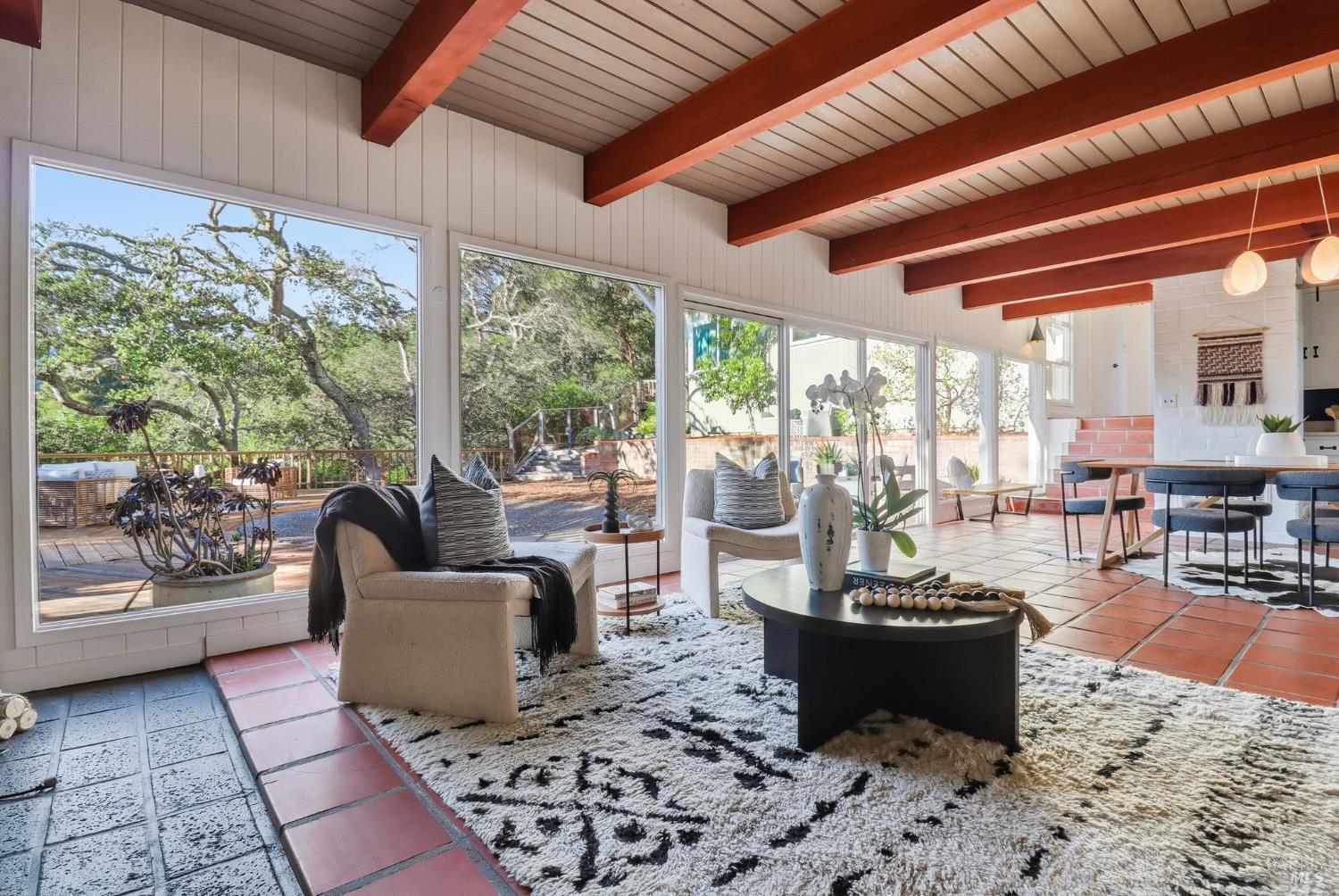 Detail Gallery Image 8 of 54 For 19 Cushing Dr, Mill Valley,  CA 94941 - 4 Beds | 3 Baths