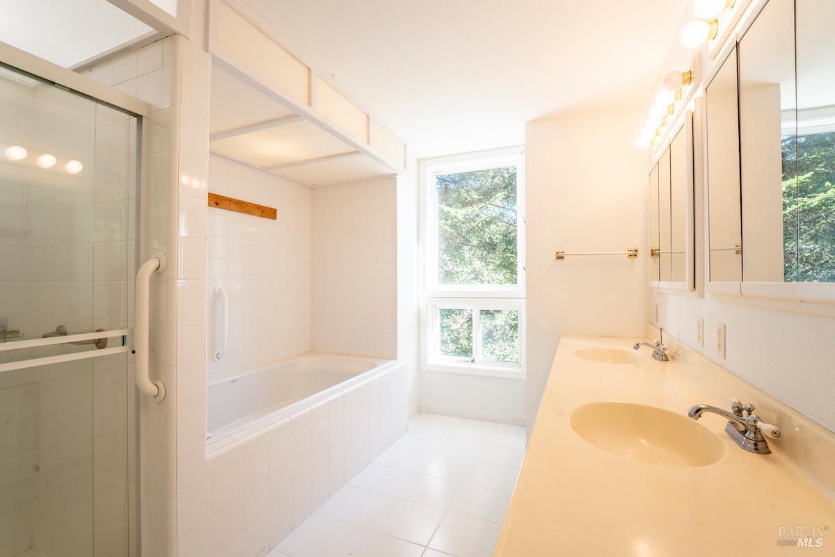 Detail Gallery Image 17 of 34 For 9001 N Highway 1 Unkn, Mendocino,  CA 95460 - 2 Beds | 0 Baths