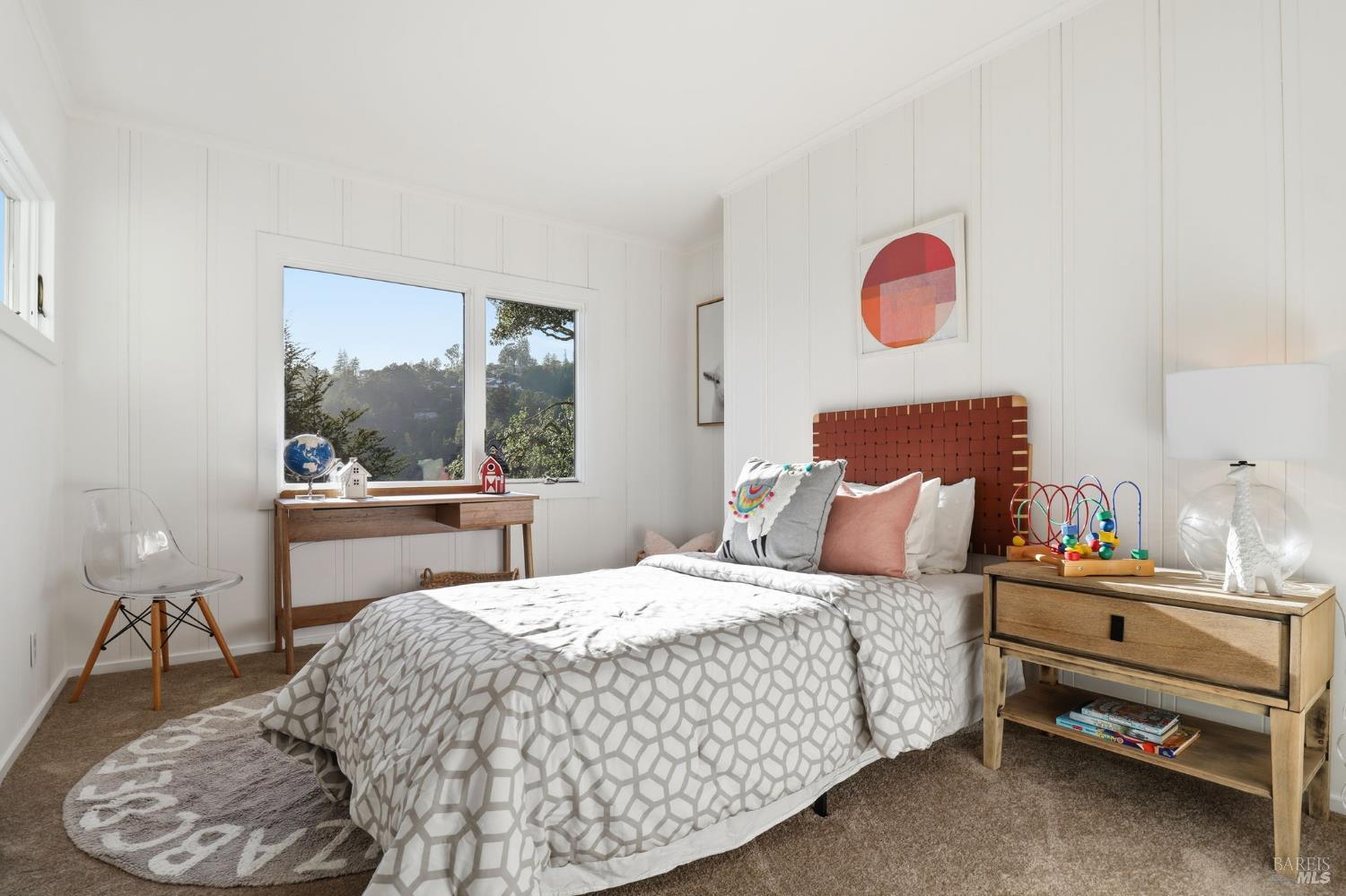 Detail Gallery Image 19 of 54 For 19 Cushing Dr, Mill Valley,  CA 94941 - 4 Beds | 3 Baths