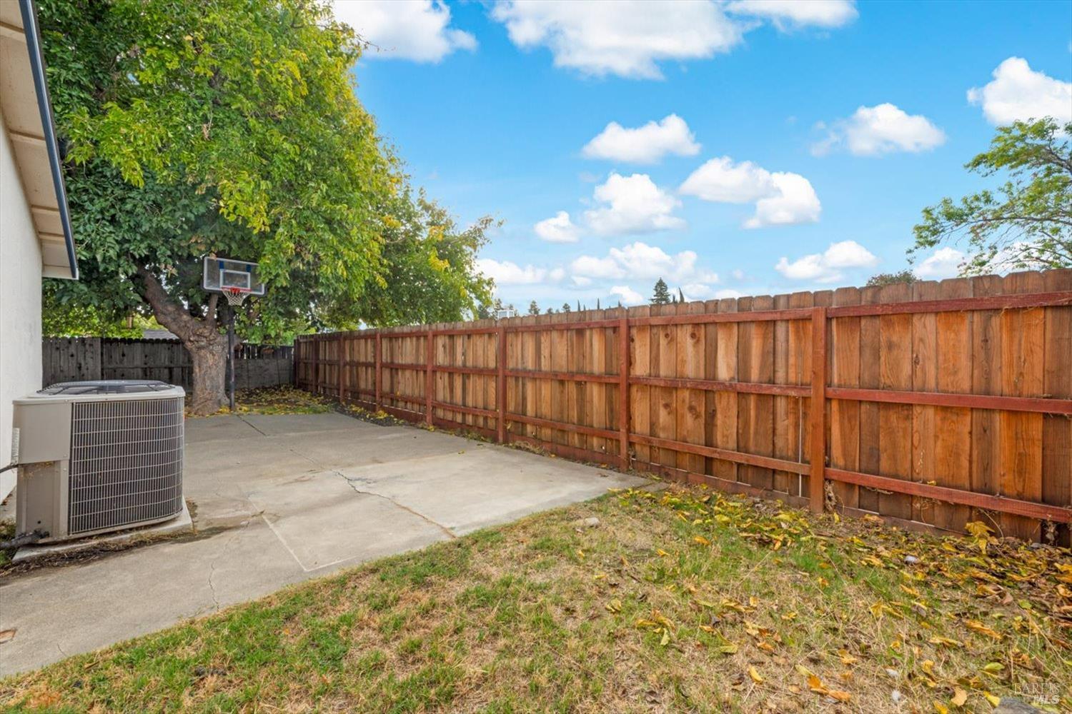 Detail Gallery Image 31 of 45 For 500 Gregory Dr, Vacaville,  CA 95687 - 3 Beds | 2 Baths