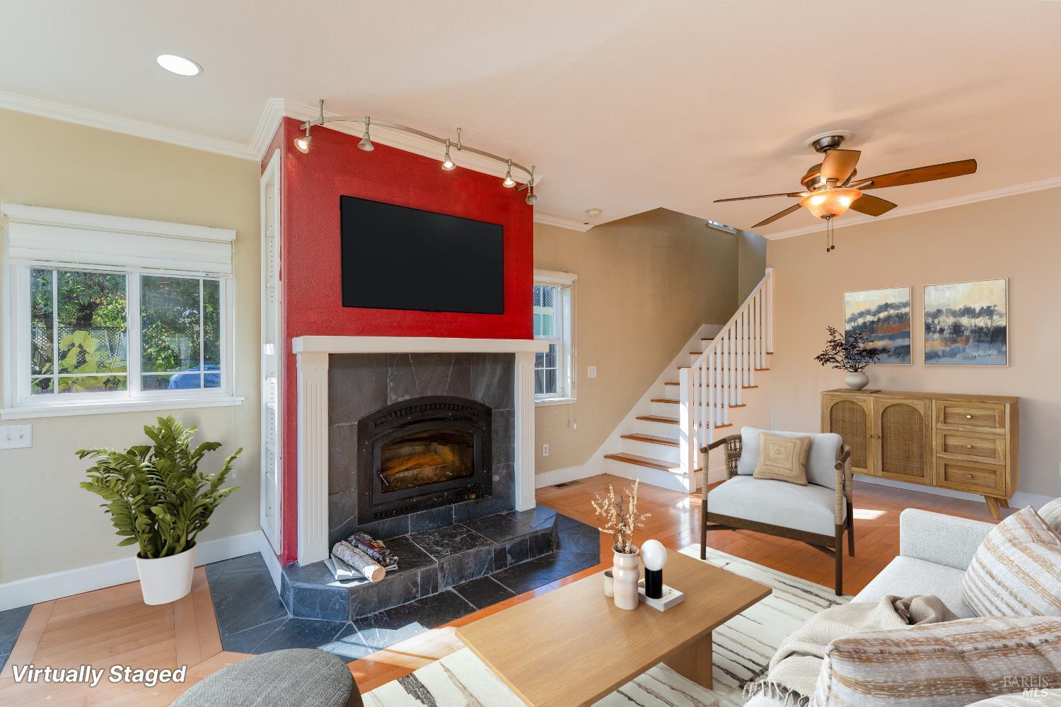 Detail Gallery Image 9 of 41 For 372 Coast St, Willits,  CA 95490 - 4 Beds | 2 Baths