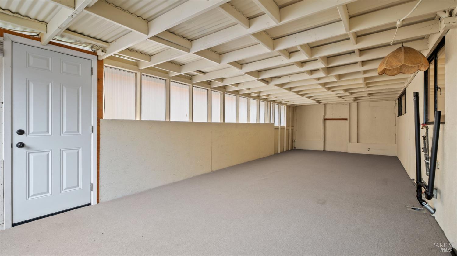 Detail Gallery Image 29 of 38 For 65 Arlington Dr, Petaluma,  CA 94952 - 3 Beds | 2 Baths