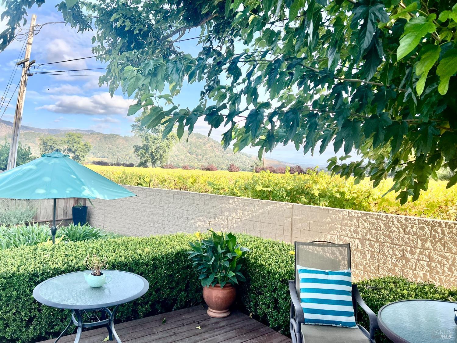 Detail Gallery Image 9 of 28 For 105 Claret Cir, Yountville,  CA 94559 - 2 Beds | 2 Baths