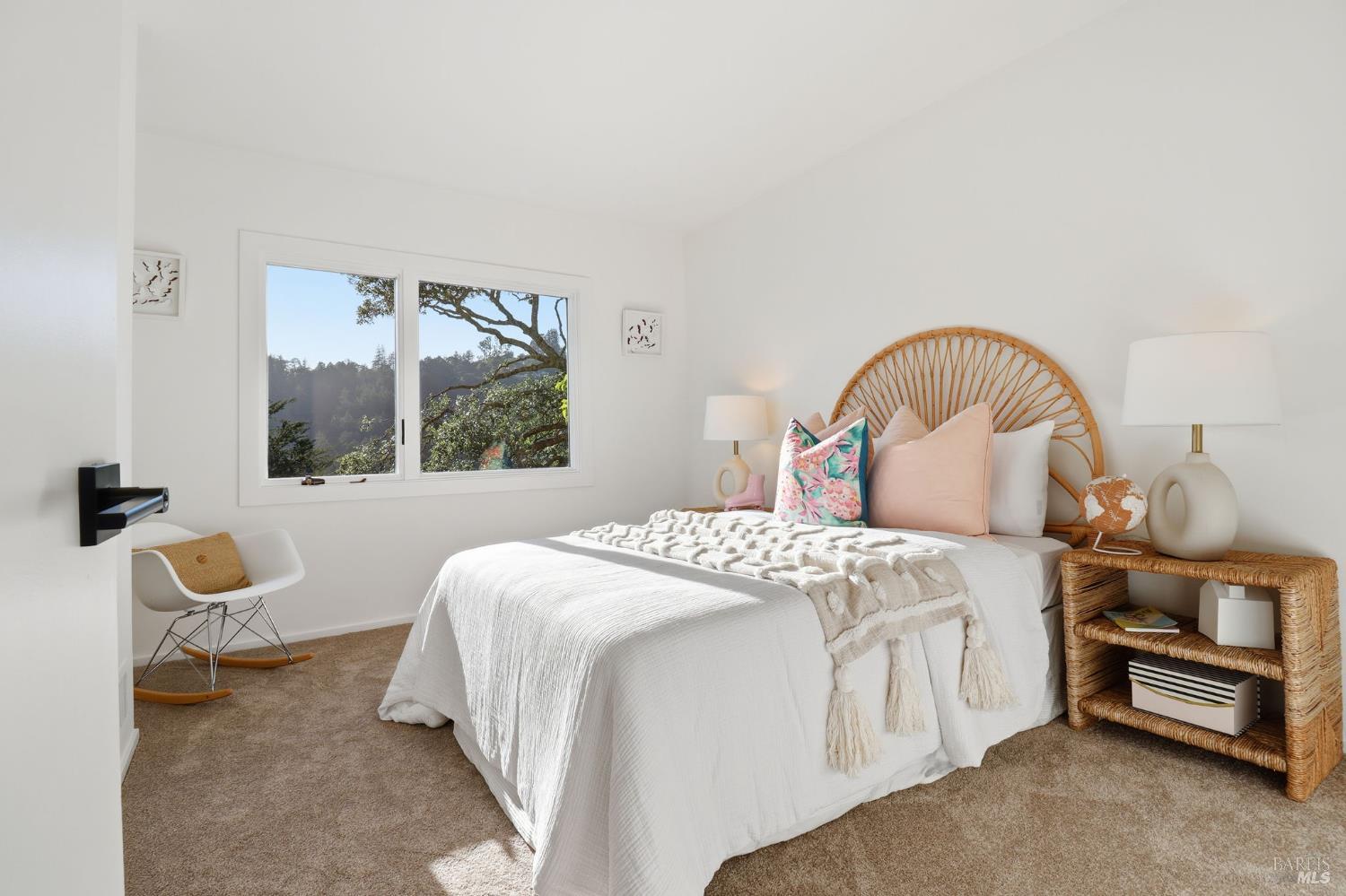 Detail Gallery Image 26 of 54 For 19 Cushing Dr, Mill Valley,  CA 94941 - 4 Beds | 3 Baths